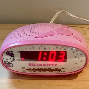 Hello Kitty clock radio